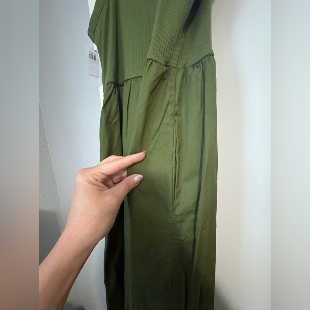(2) Old Navy Women's Dresses - Picture 5 of 6
